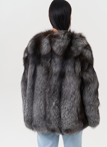Шуба оверсайз из меха чернобурки