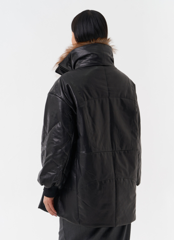 Кожаный пуховик с мехом