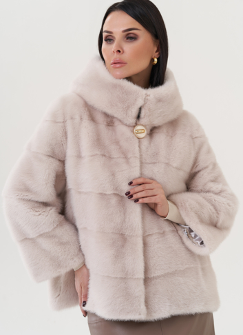 Шуба из норки с капюшоном Шуба из норки с капюшоном