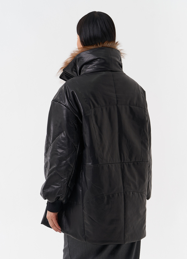 Кожаный пуховик с мехом модель № 29404 в кредит