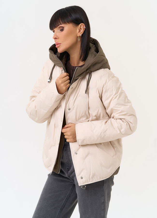 Женская куртка с контрастным капюшоном модель № 31543 в рассрочку