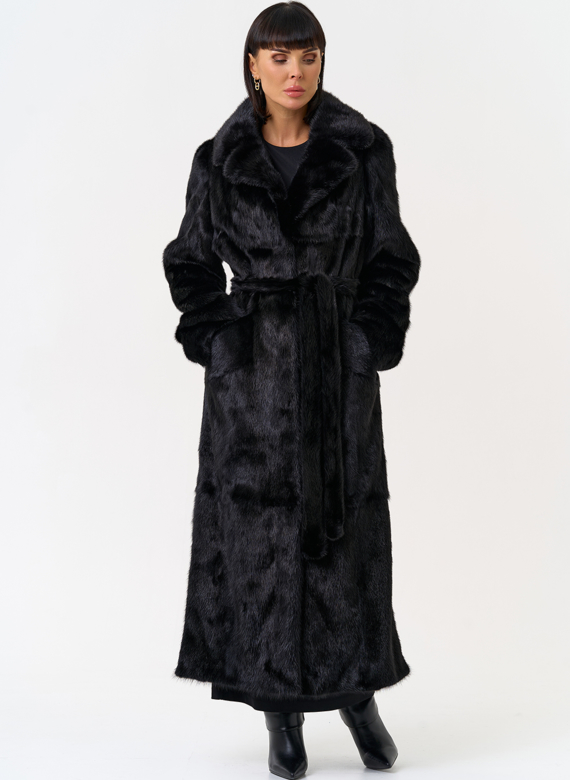 Длинная шуба из меха норки в черном цвете