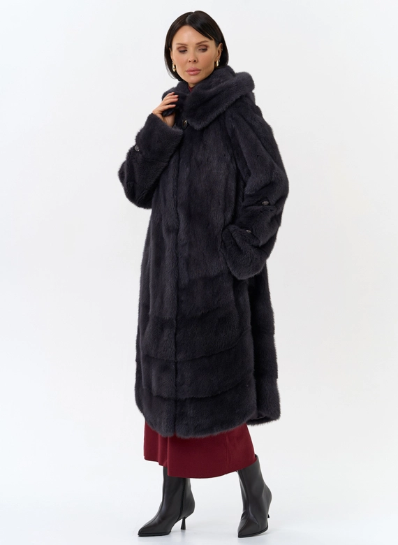 Шуба из меха норки с капюшоном