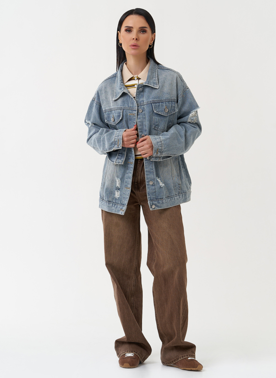 Женская джинсовая куртка голубого цвета