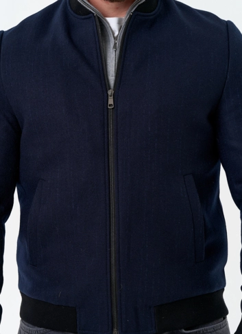 Мужское укороченное пальто бомбер