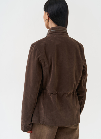 Женская парка из эко замши коричневого цвета