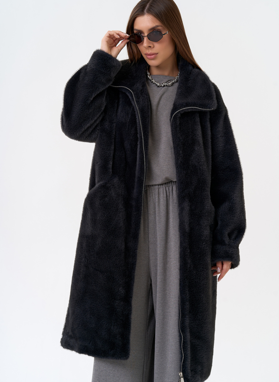 Женская шуба из эко меха с воротником стойкой