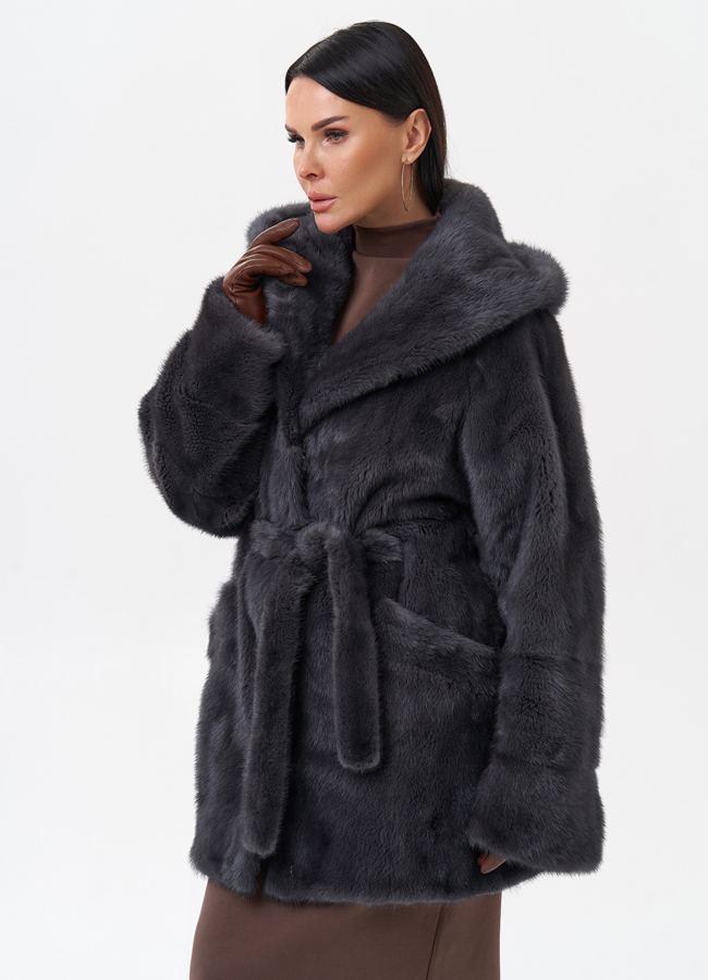 Короткая норковая шуба с капюшоном модель № 29522 универмаг малина