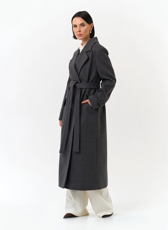 Женское длинное пальто с поясом
